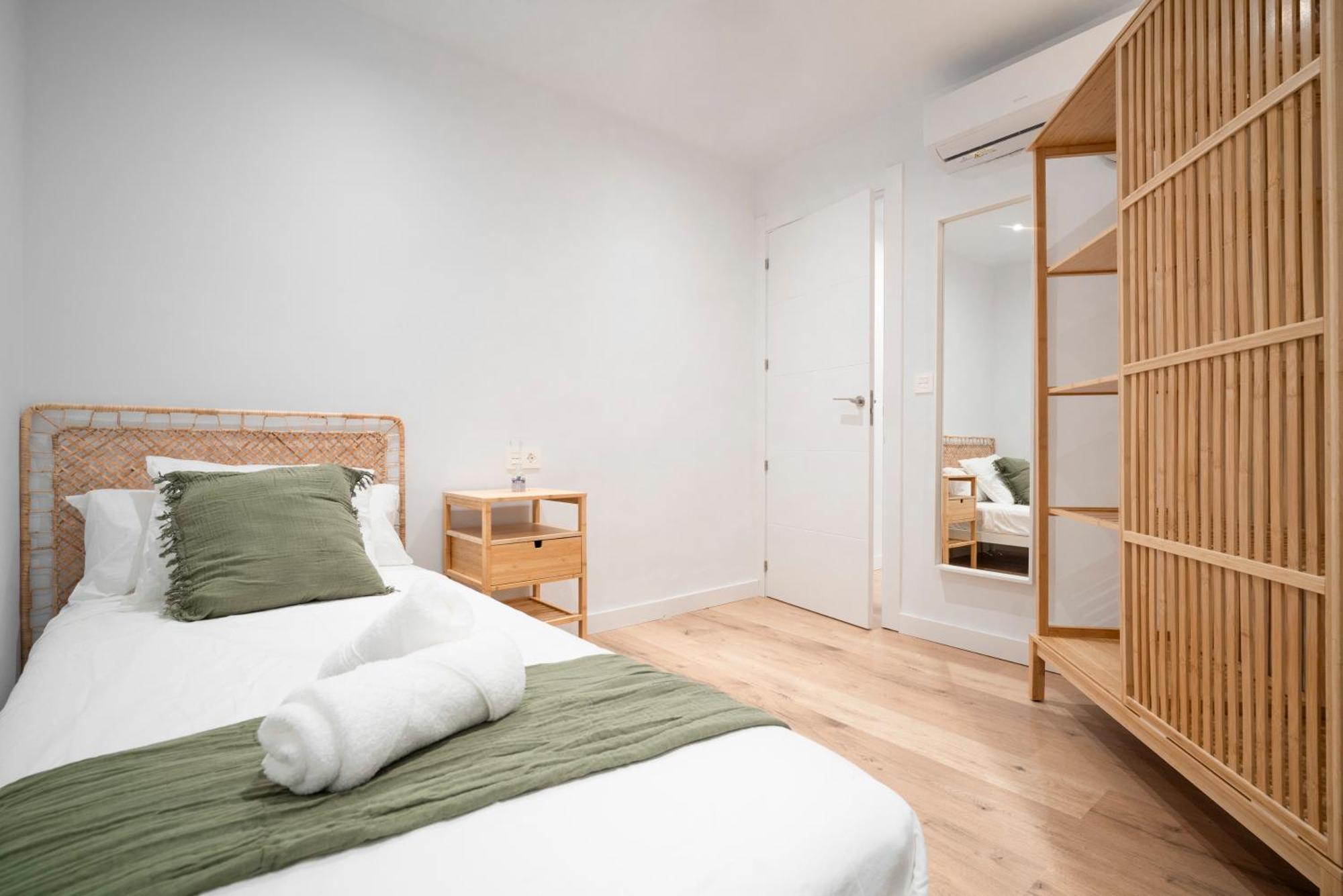 Ronda Suites Junto Estacion Tren Y Hospitales Granada Exterior photo