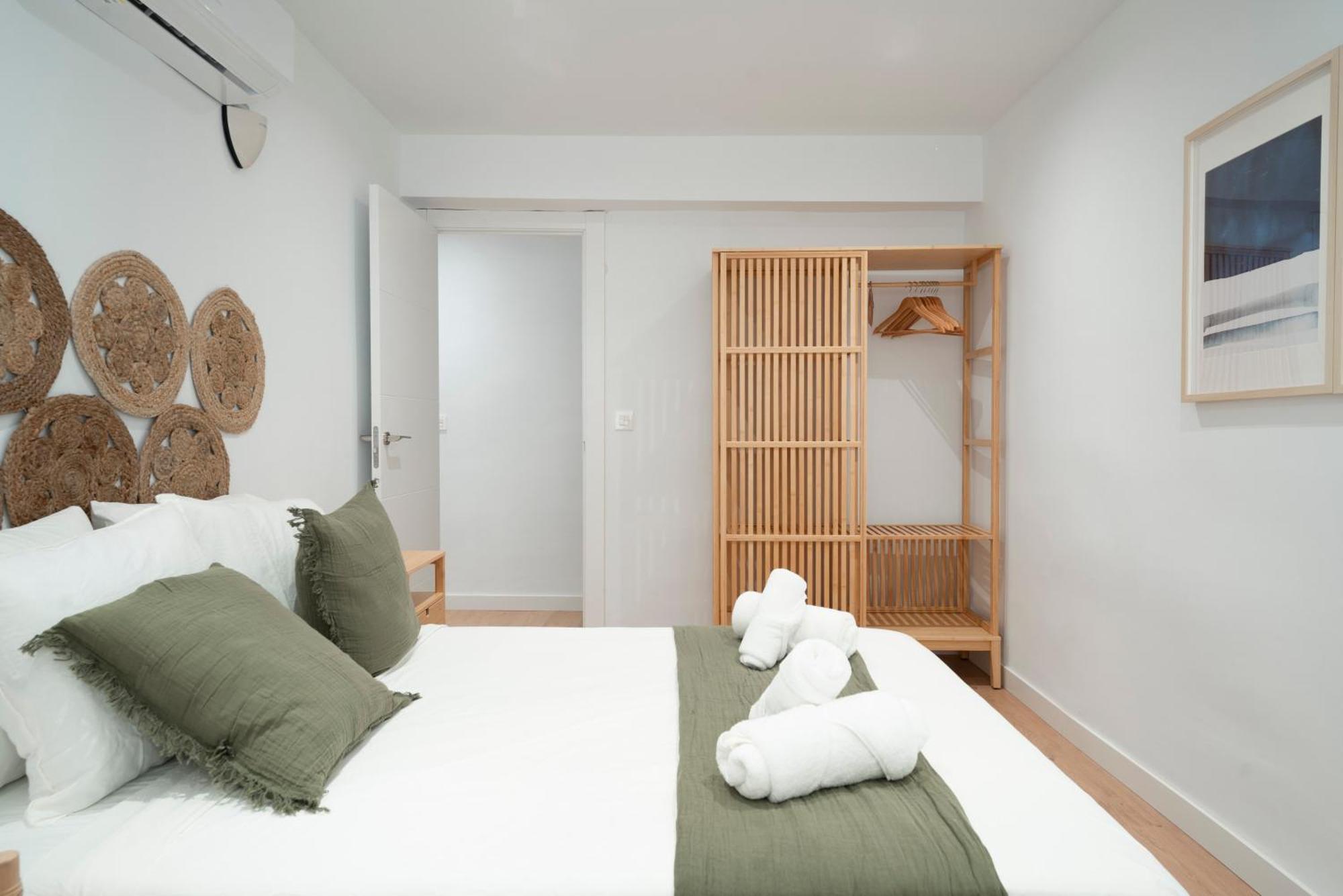 Ronda Suites Junto Estacion Tren Y Hospitales Granada Exterior photo